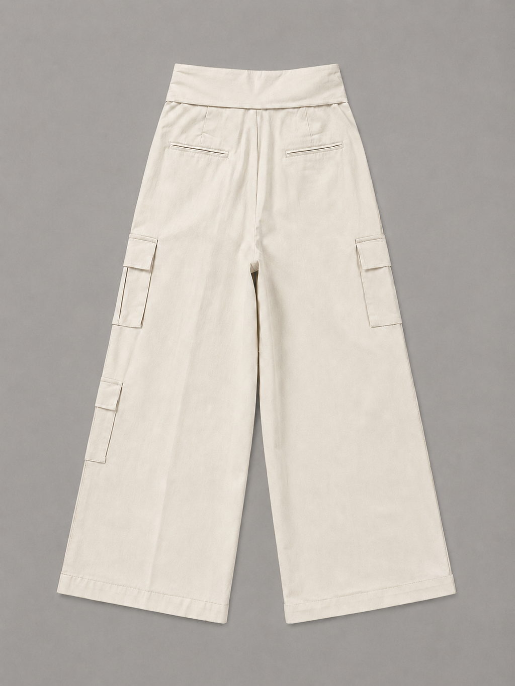 Lapel Cargo